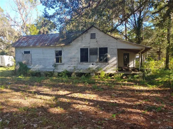 65 N Hawthorne Dr, Inglis, FL 34449