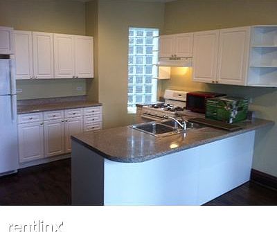 2nd image of 2330 N Southport Ave
