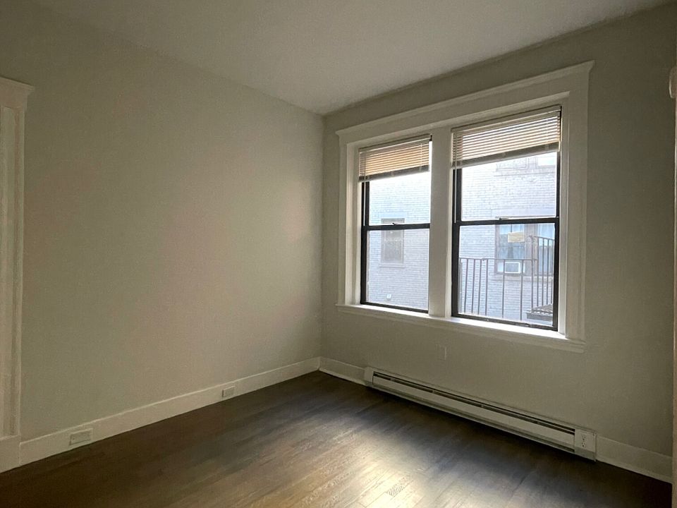 1st image of 79 Park Dr #6A