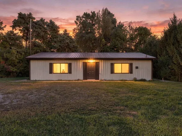 11295 E 600 N, Orland, IN 46776