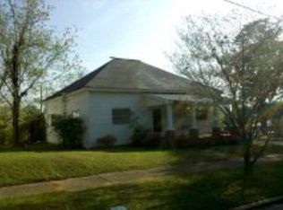 302 3rd Ave, Manchester, GA 31816