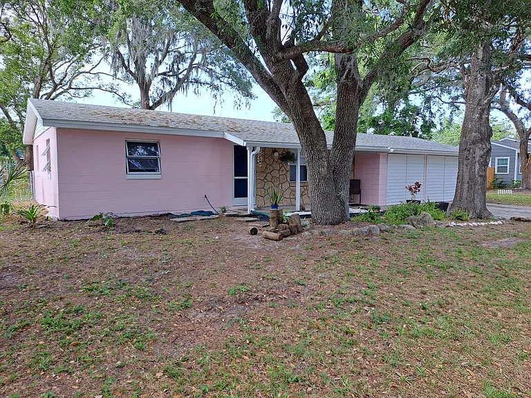 630 Olive St — Photo 32