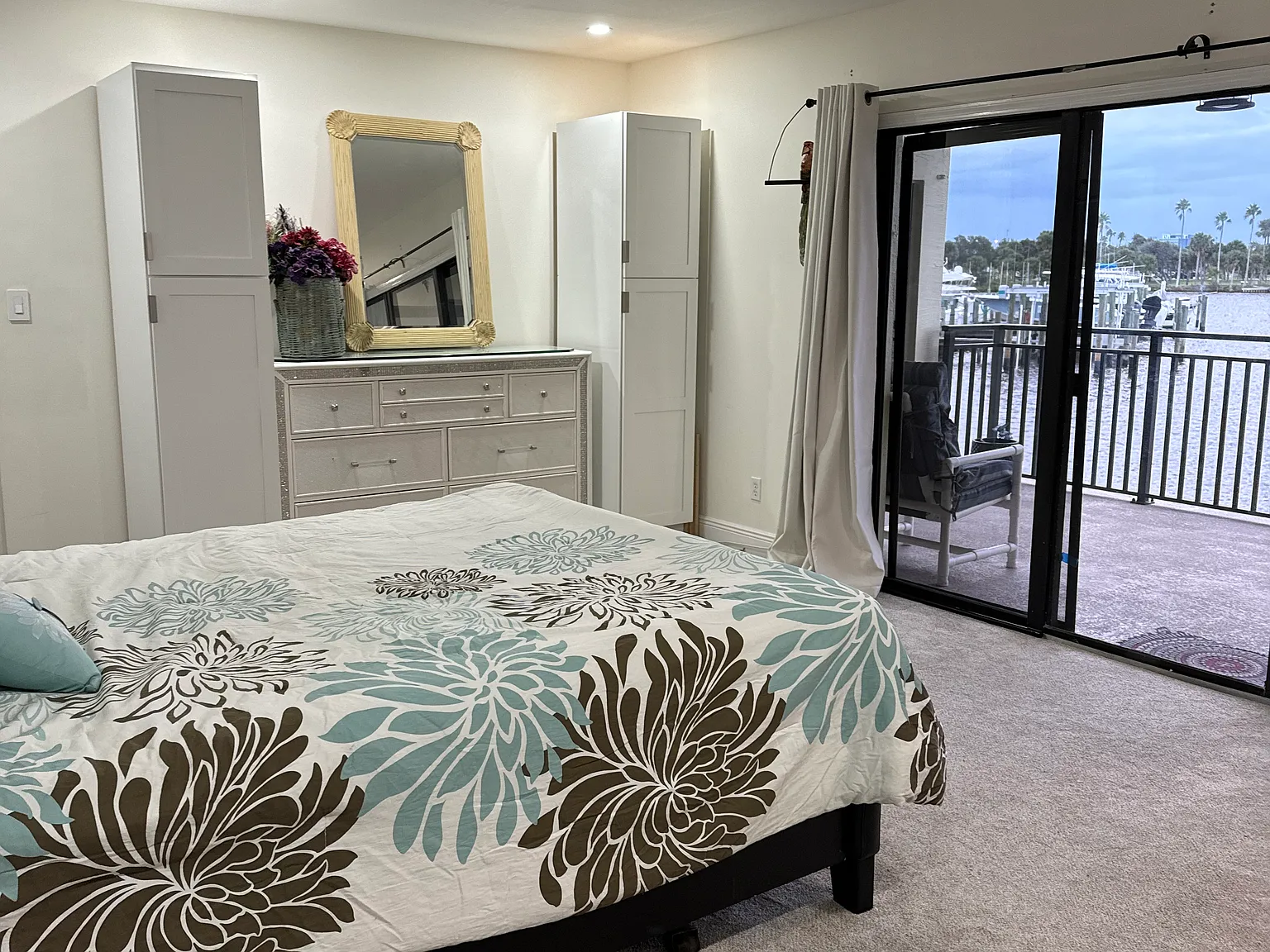 2 bed, 1690 sqft, $2,500 — Photo 3