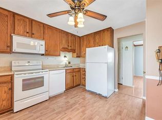 5372 Chatfield Dr, Saint Louis, MO 63129