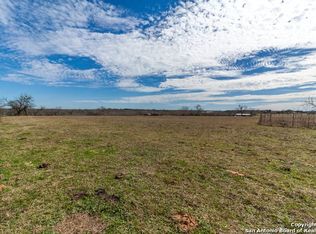 5145 Smith Rd, Von Ormy, TX 78073