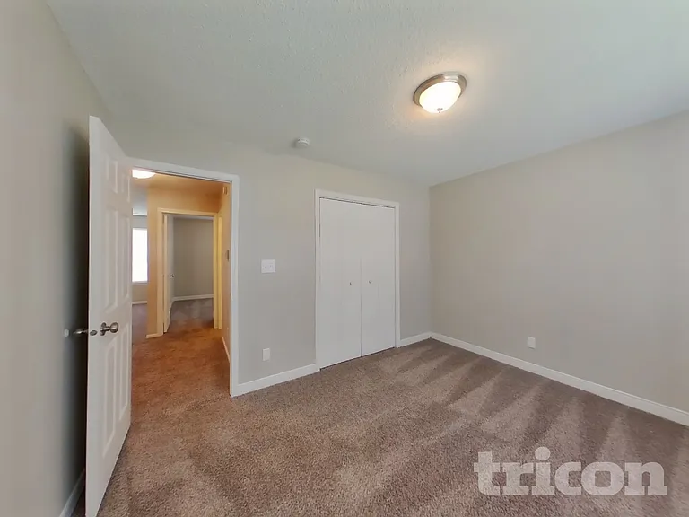 7433 Tassel Ct — Photo 12