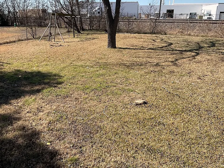 920 Fannin Loop — Photo 20