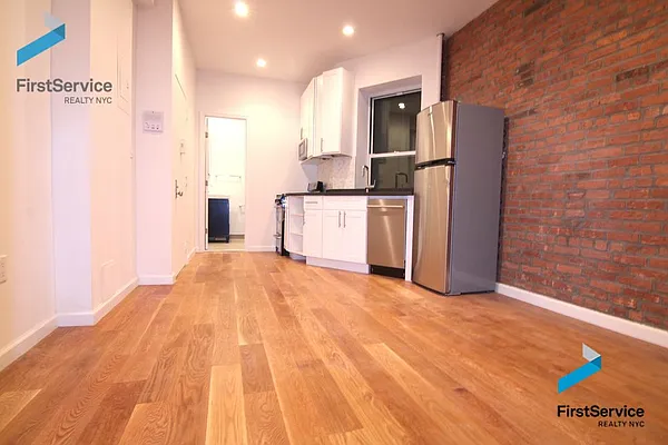 Rented by FirstService Realty (legacy) | media 13