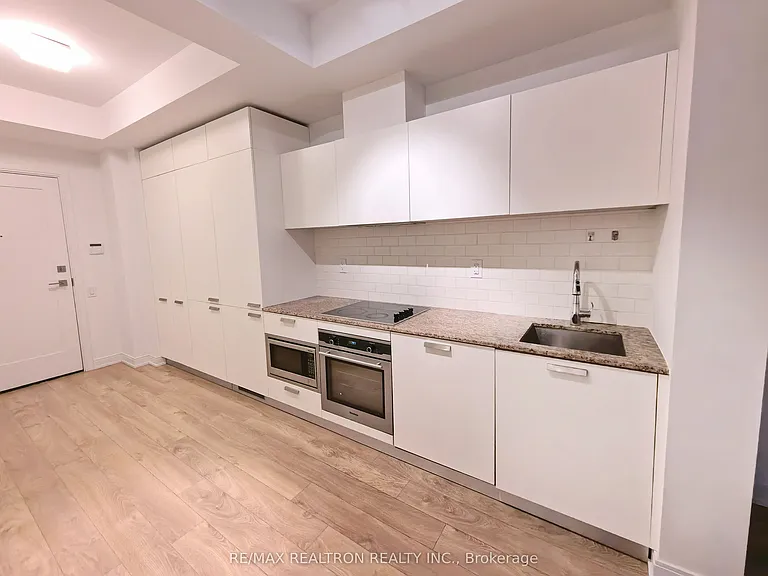 50 Charles St E #2607 — Photo 14