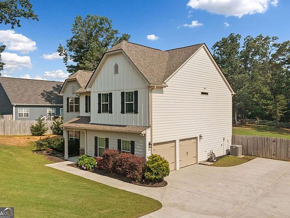 5th image of 13 Four Feathers Ln
