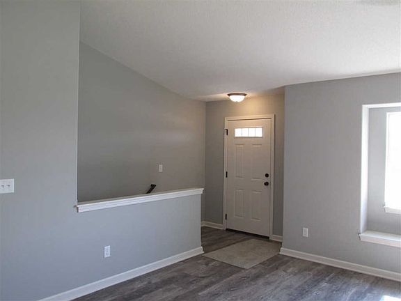 5th image of 5323 N Rock Spring St