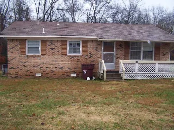 555 Whites Creek Rd, Savannah, TN 38372