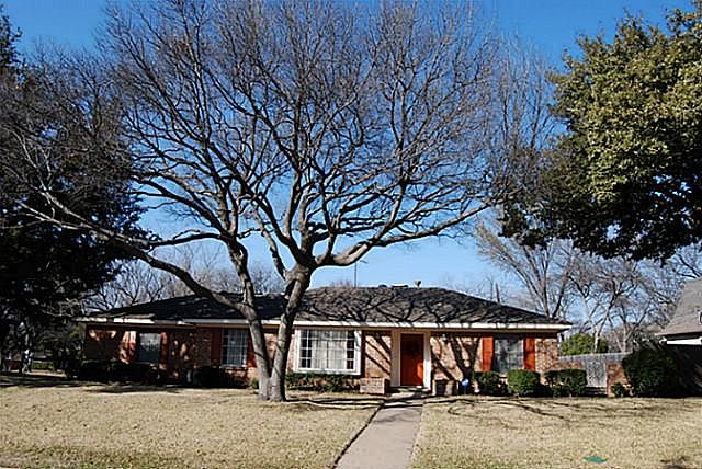 1st image of 3525 Chellen Dr