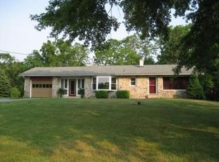 317 Limerick Center Rd, Pottstown, PA 19464