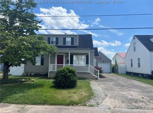 108 English Rd, Point Pleasant, WV 25550