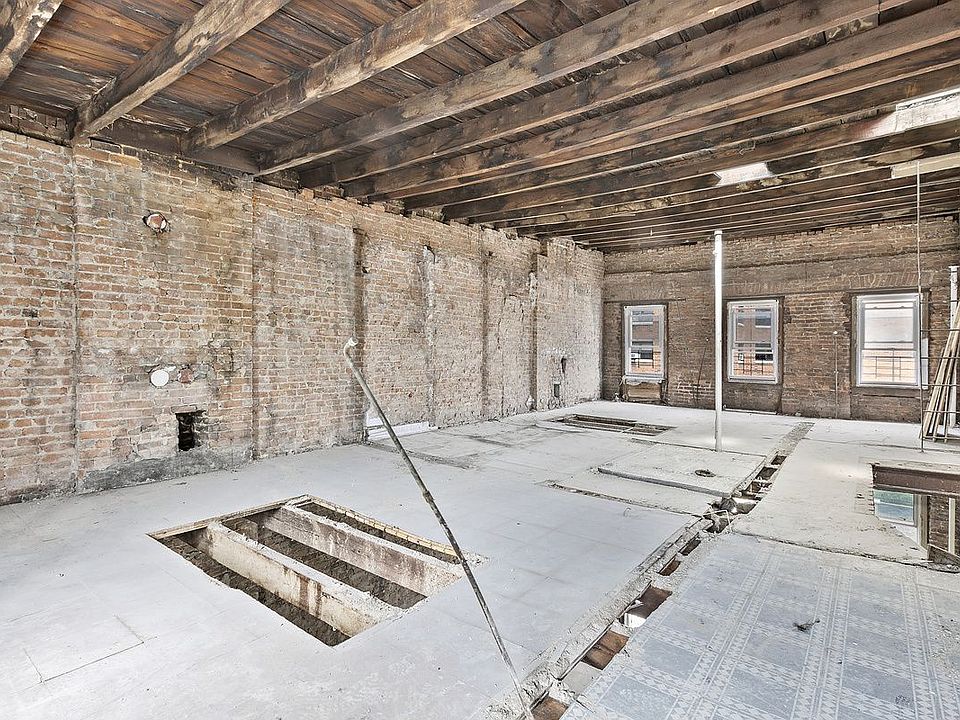 2nd image of 754 Willoughby Ave #A