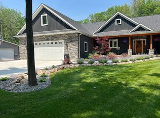 8707 Rathbun Rd, Birch Run, MI 48415