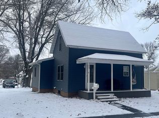 111 S 8th St, Mapleton, IA 51034