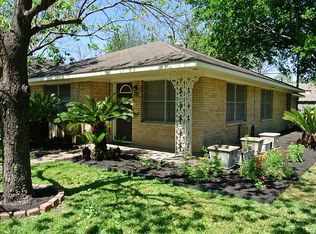 1003 E 14th St, Houston, TX 77009