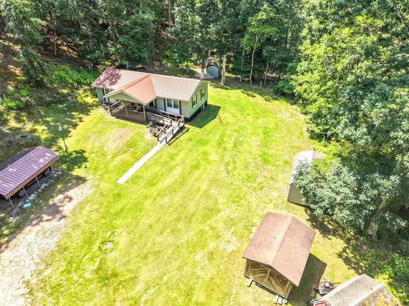 589 Warrior Way, Dunmore, WV 24934