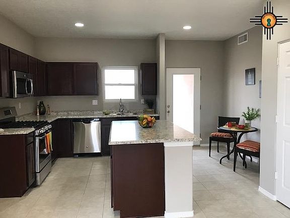 4th image of 1010 La Paloma St