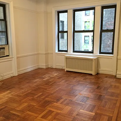 Rented by Metropolitan Equities | media 17