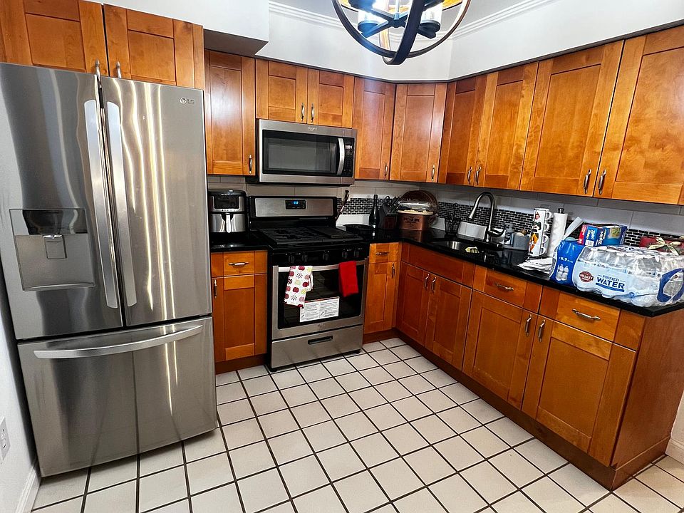1st image of 251 Kearney Ave #2