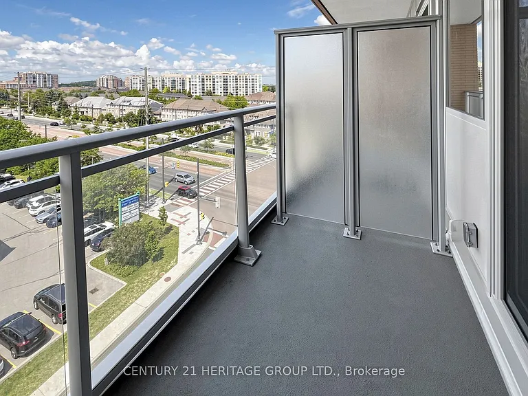 8888 Yonge St #622 — Photo 32