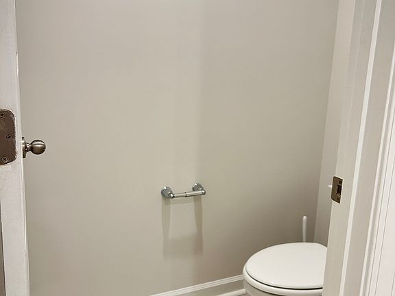 3rd image of 105 Pleasure Ln #1