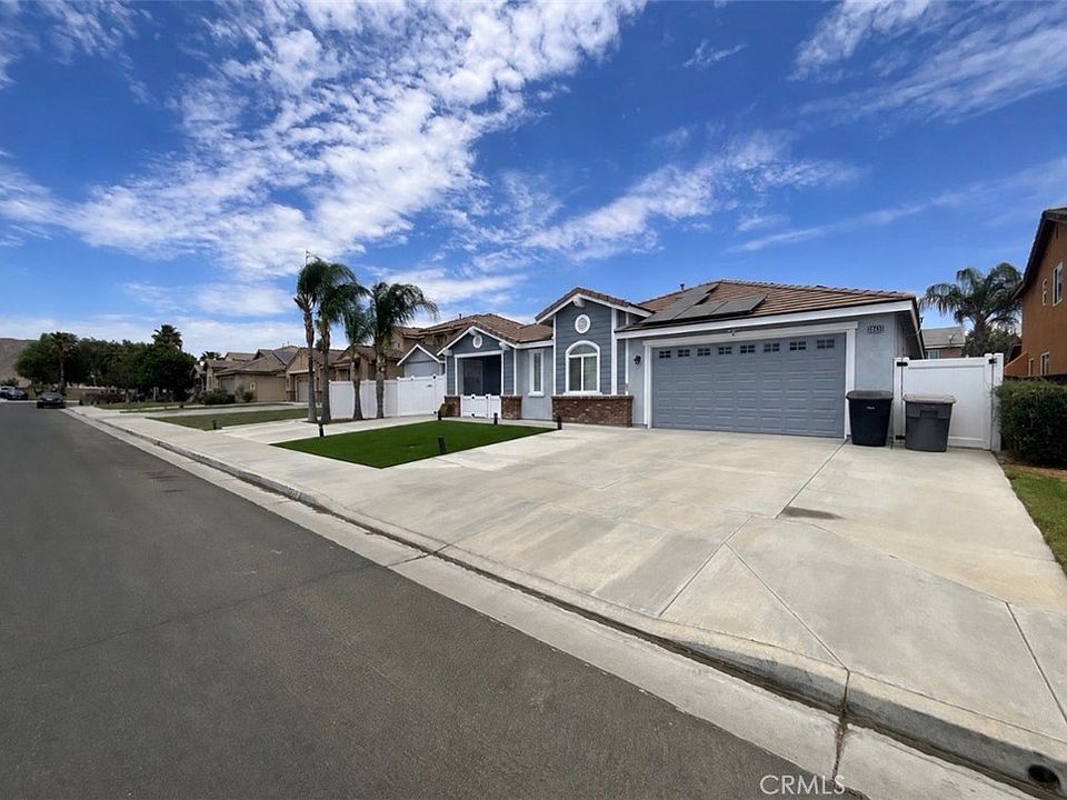 1st image of 2243 Finch Cir