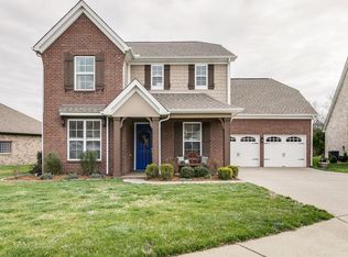 6054 Yellowstone Dr, Nolensville, TN 37135