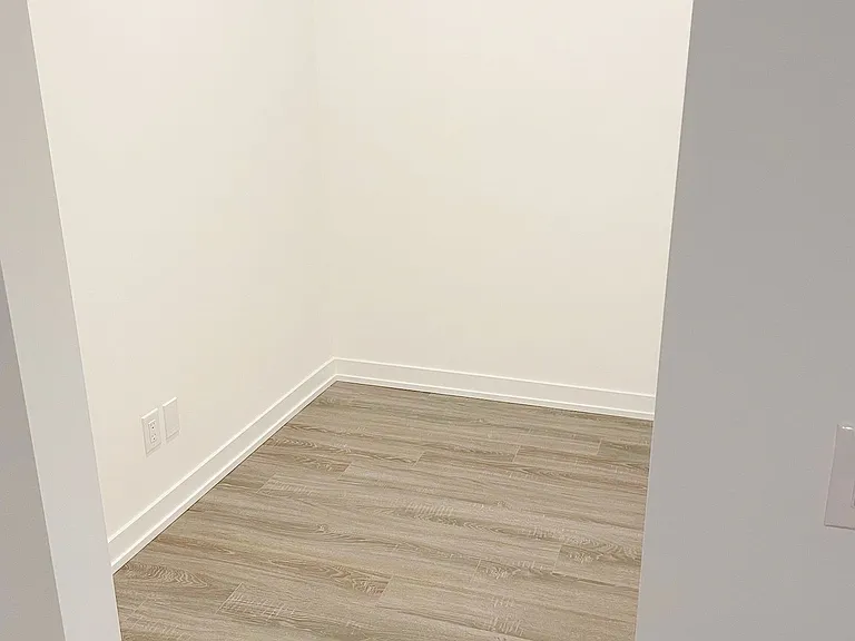 20 Edward St #610 — Photo 10