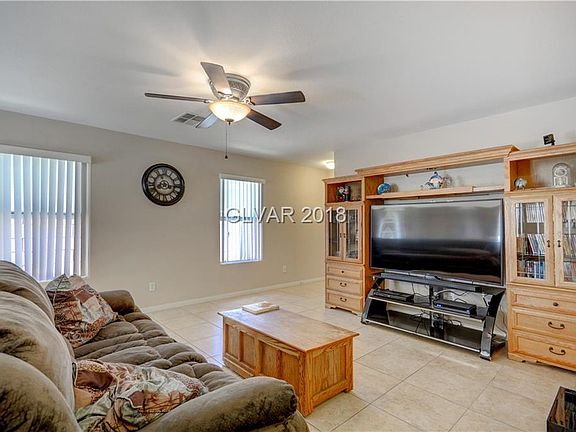4th image of 9355 Wild Lariat Ave