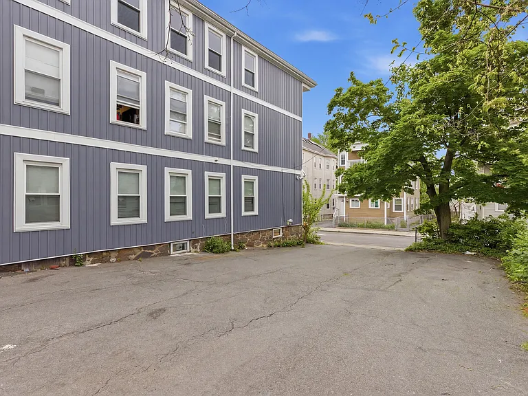 27-29 Lyon St #3 — Photo 14