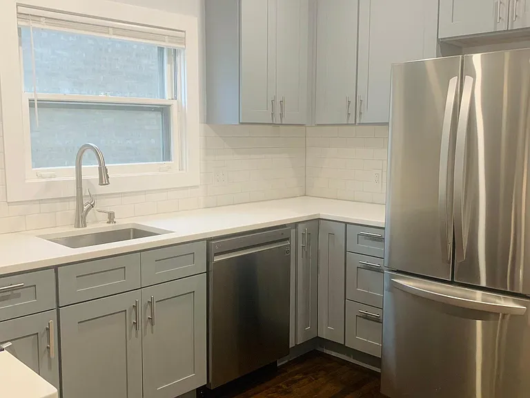 3331 N Neenah Ave #1 — Photo 22