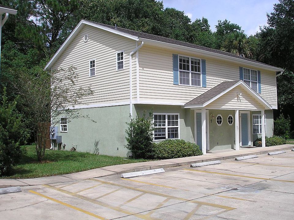 1st image of 1590 Masters Dr Unit 7