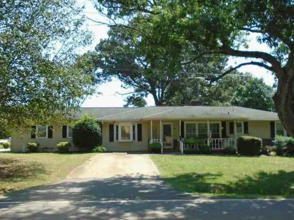 401 Old Grove Rd, Piedmont, SC 29673