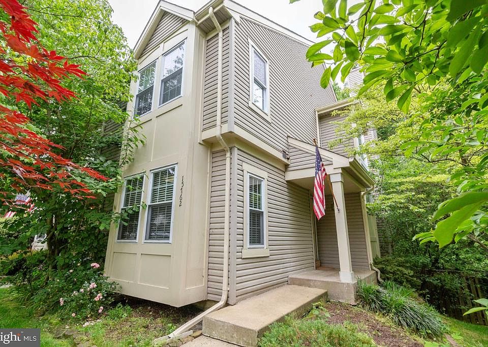 1st image of 15762 Widewater Dr