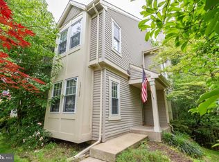 15762 Widewater Dr, Dumfries, VA 22025