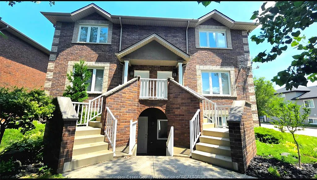 2 bed, 1.5 bath, $2,200 — Photo 1