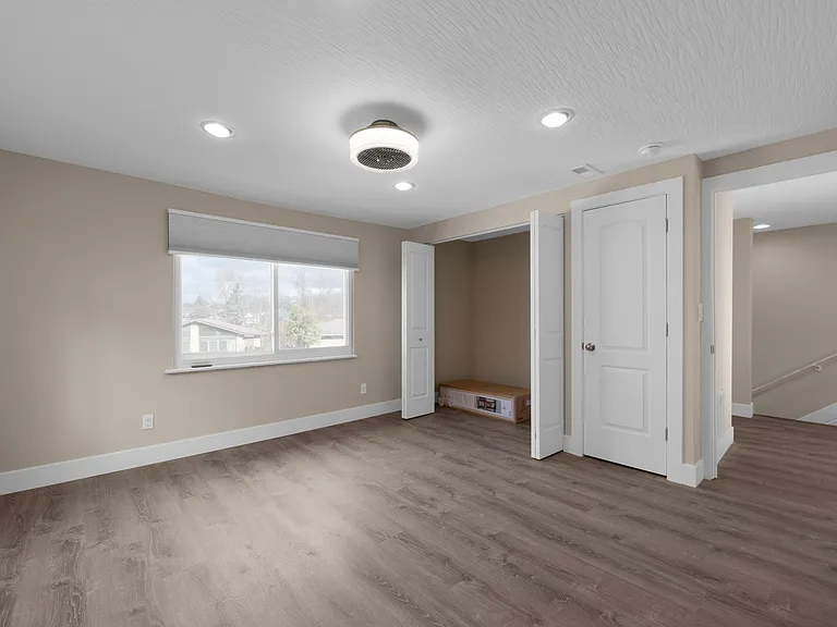 3383 Paris Blvd — Photo 29