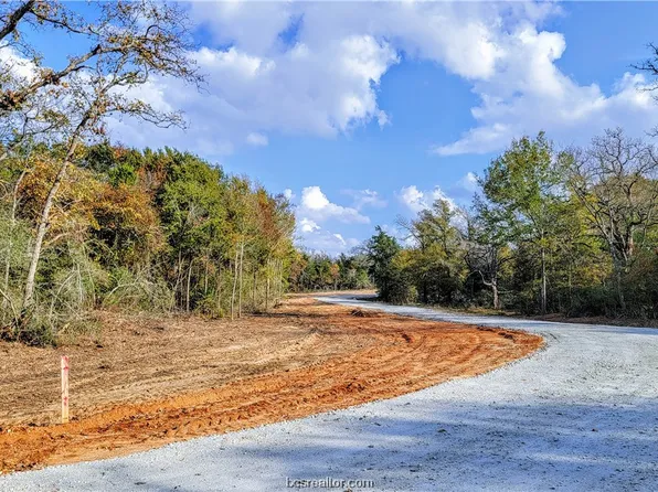 25 Yorkshire Trl, Franklin, TX 77856