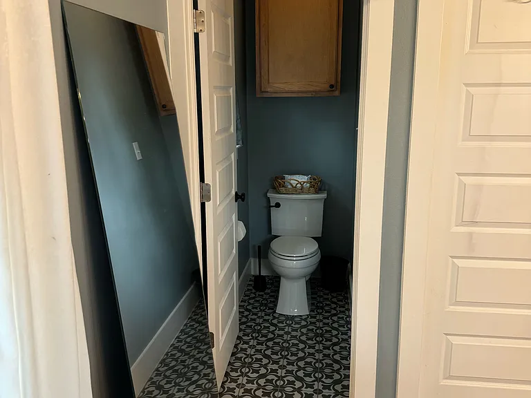 914 Bear Springs Trl — Photo 40