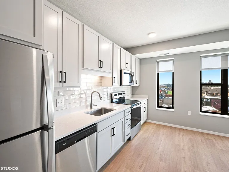 Lago Apartments — Photo 11