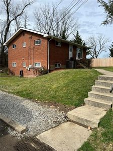 544 Old Frankstown Rd, Monroeville, PA, 15146