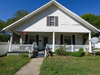 719 N Main St, Nevada, MO, 64772