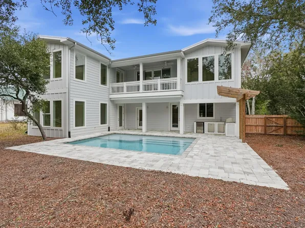 465 Seacrest Dr, Inlet Beach, FL 32461