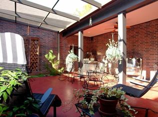 569 S Front St, Memphis, TN 38103