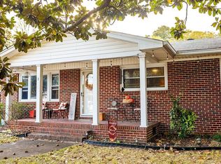 1 S Central Ave SE, Lindale, GA 30147