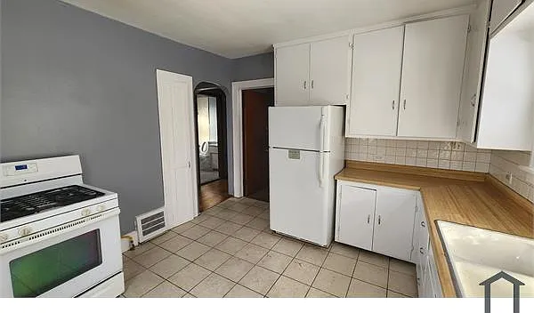 20664 Miller Ave #1 — Photo 15